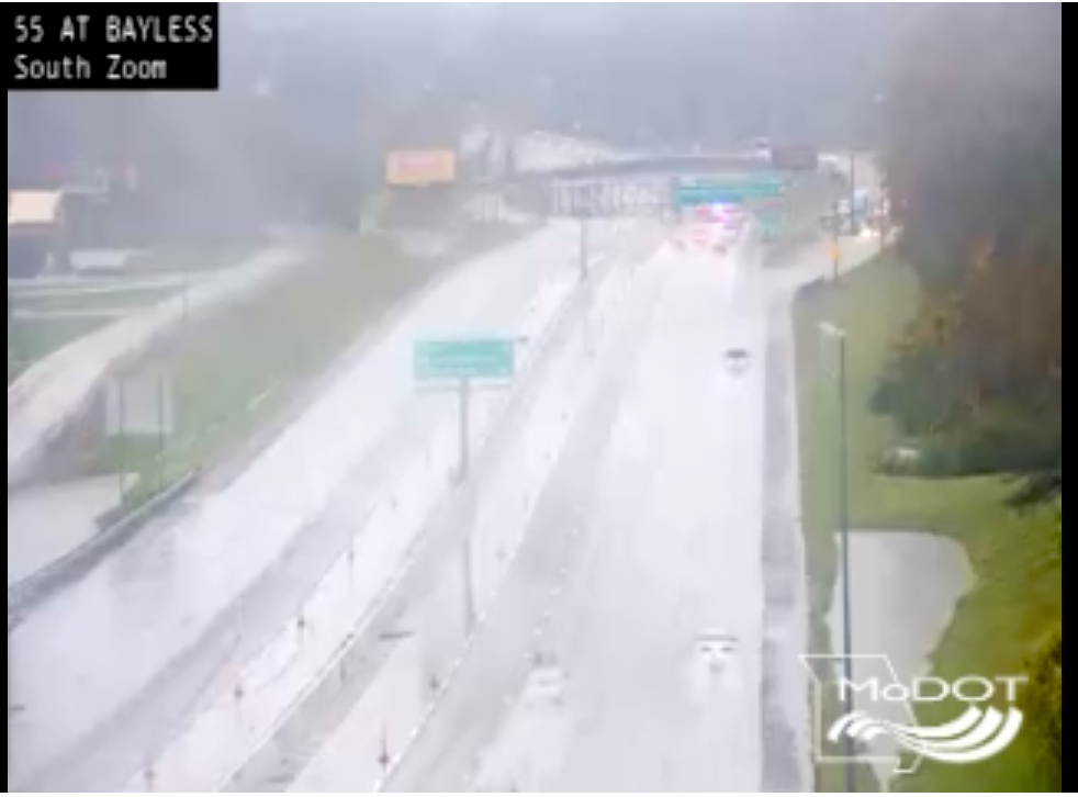 Fuertes Lluvias Causan Inundaciones Severas en el Área de St. Louis, Interrumpiendo las Votaciones 2